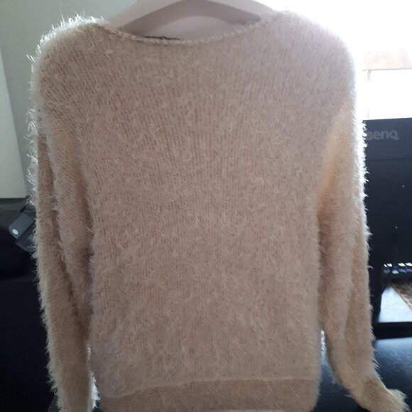 Sweater - Creamy Beige and Gold - Sz M/L - GED London - Picture 2 of 5